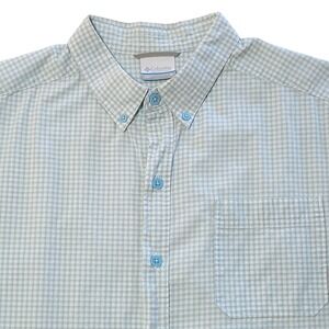 Columbia Short Sleeve Button Down Shirt Mens Medium Teal Tan Gingham AM9005